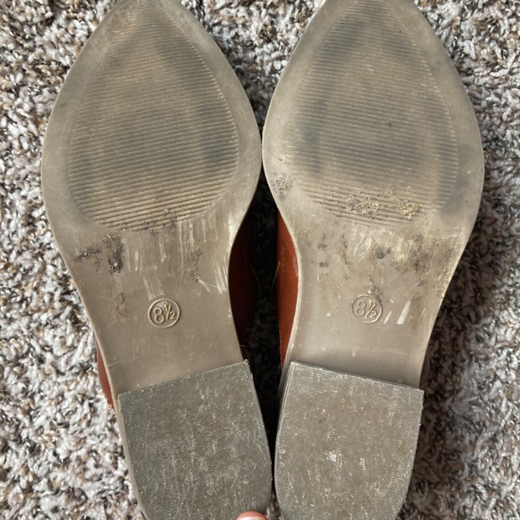 Universal Thread Booties - Picture 3 of 4